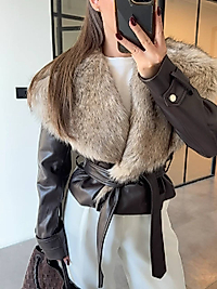 Yakası Kürk detaylı Suni deri ceket