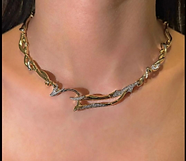 Alev Yaprak Taşlı Gold Kolye