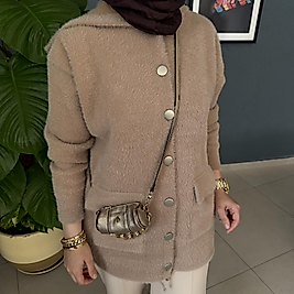 Kapüşon detaylı Angora hırka /camel