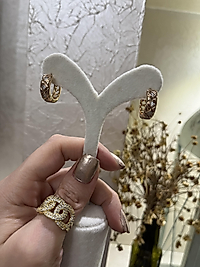 Taşlı halka küpe