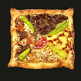 Kare Special Pide