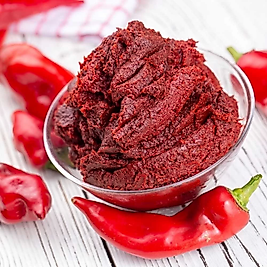 URFA TATLI BİBER SALÇASI 1 KG