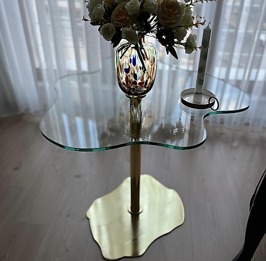 PARLAK GOLD SİMETRİ  SEHPA ŞEFAF CAM