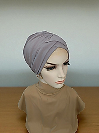 Gri çift çapraz bantli bone